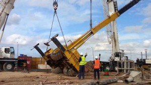 Crane Accident Kills One At Tin-Can Island Port