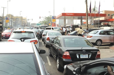 Fuel queues return to Lagos, persist in Abuja, others …as oil workers begin strike today