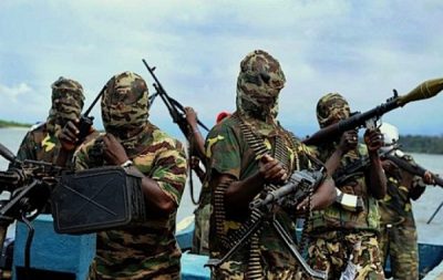 Niger Delta Militants Vow To Stop Oil Flows, Cripple Economy