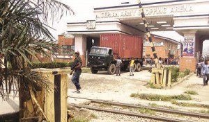 Customs officers, soldiers clash in Lagos