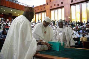 2017 budget: FG targets N565bn from recovered loot, MTN fine
