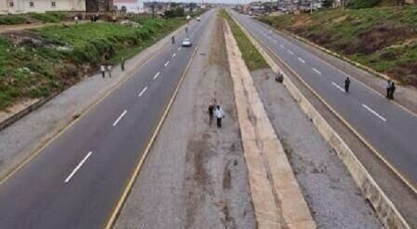 FG releases N100bn to contractors for Ibadan-Ilorin road, 24 others