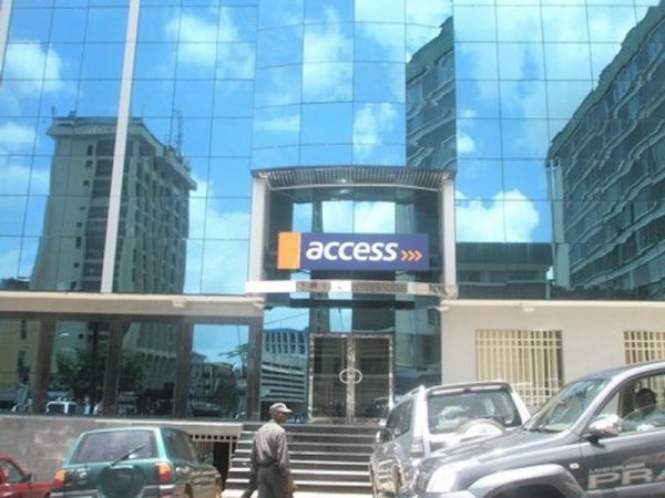Access Bank denies sacking 75% workers, closing branches