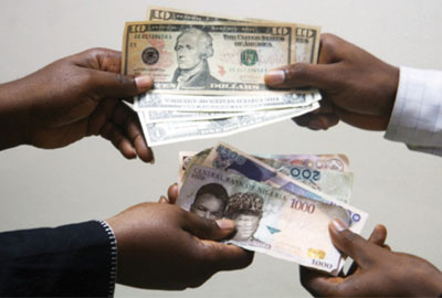 Naira Crashes To 300 Against Dollar