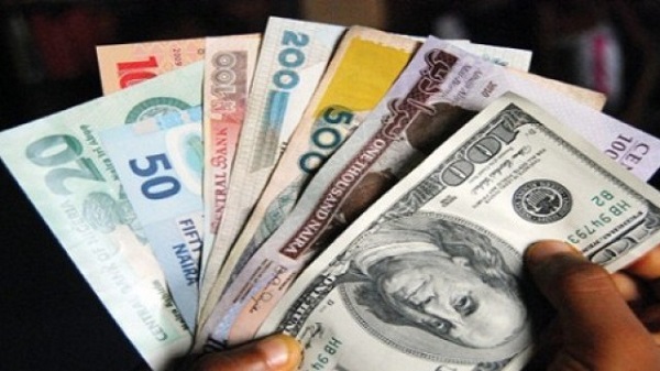 Naira sinks to 530 against dollar, pound hits N720