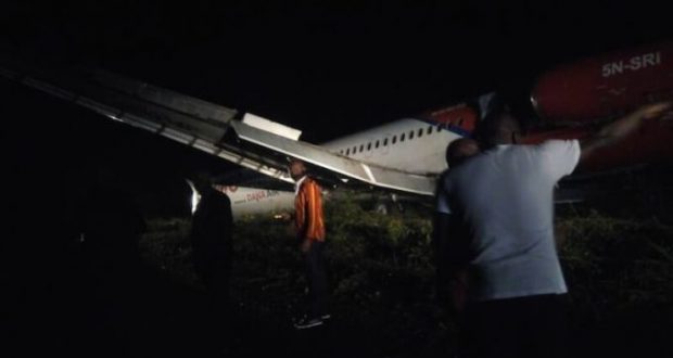 Dana Aircraft Overshoots Runway, Runs into Bush at Port Harcourt Airport