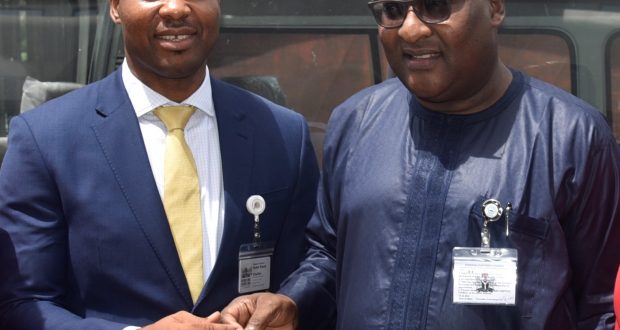 Shippers’ Council Donates Bus To Nigeria Maritime Law Association