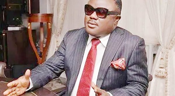 ‘7,000 Ayade’s aides must register in APC Jan 1 or risk sacking’