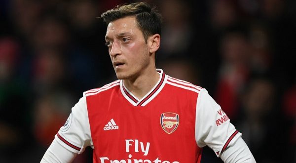 Arsenal offers Ozil ‘£18m pay-off offer’ as Willians near Gunners switch