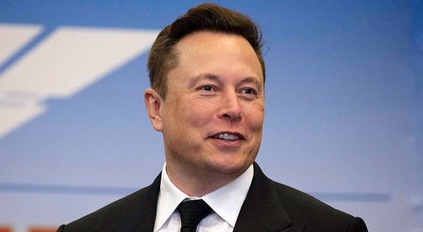 Musk tells Twitter staff remote working will end