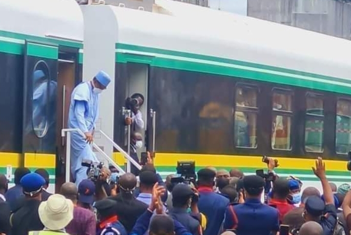 Buhari Assures Railway Connection To Tin Can Island Port
