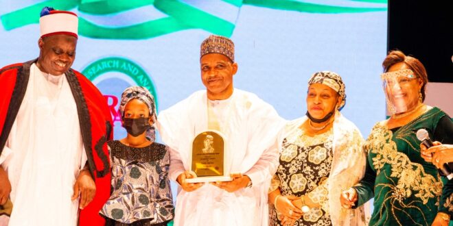 NIMASA DG 'Jamoh' Receives Zik Award