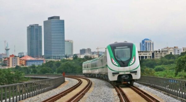 FG mulls Chinese, Portuguese loans to complete railways