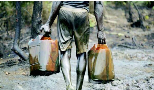 Oil theft suspects reject extradition, sue FG