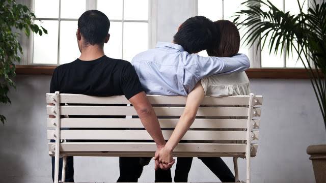 Signs, Types Of Infidelity And How To Cope (3)