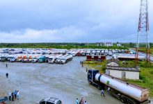 Trucks Begin Petrol Loading At Dangote Refinery